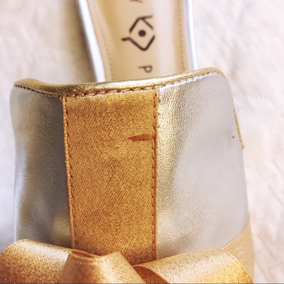 Katy Perry New Bow Gold Silver Slide Sandals 6.5 - Picture 5 of 6
